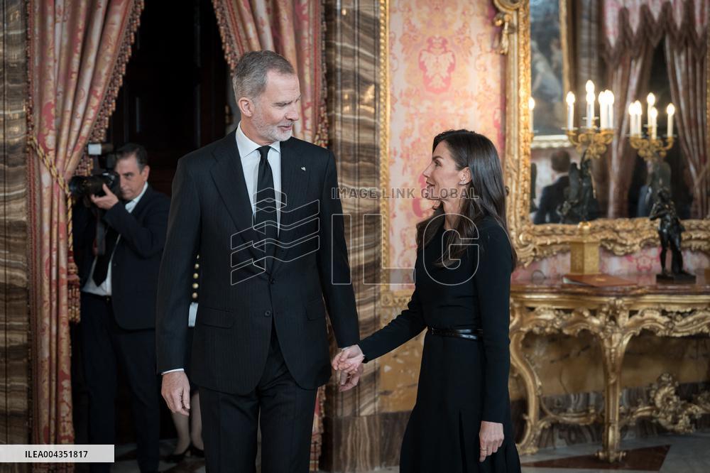 Royal At The Lunch Ceremony for Miguel De Cervantes Awards - Madrid