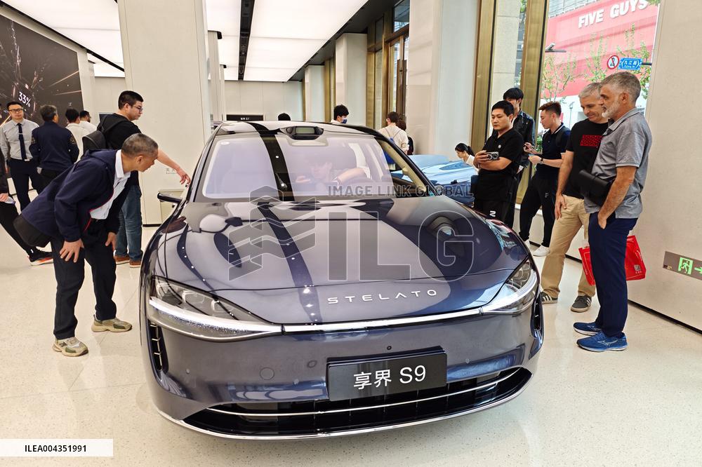 Huawei STELATO S9 Vehicle