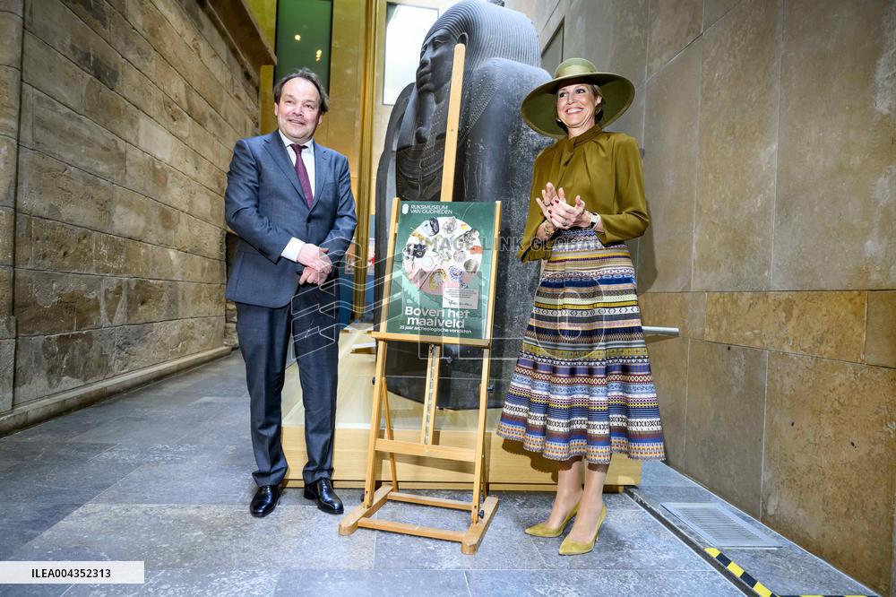 Queen Maxima at Exhibition on 25 Years of Archaeology - Leiden