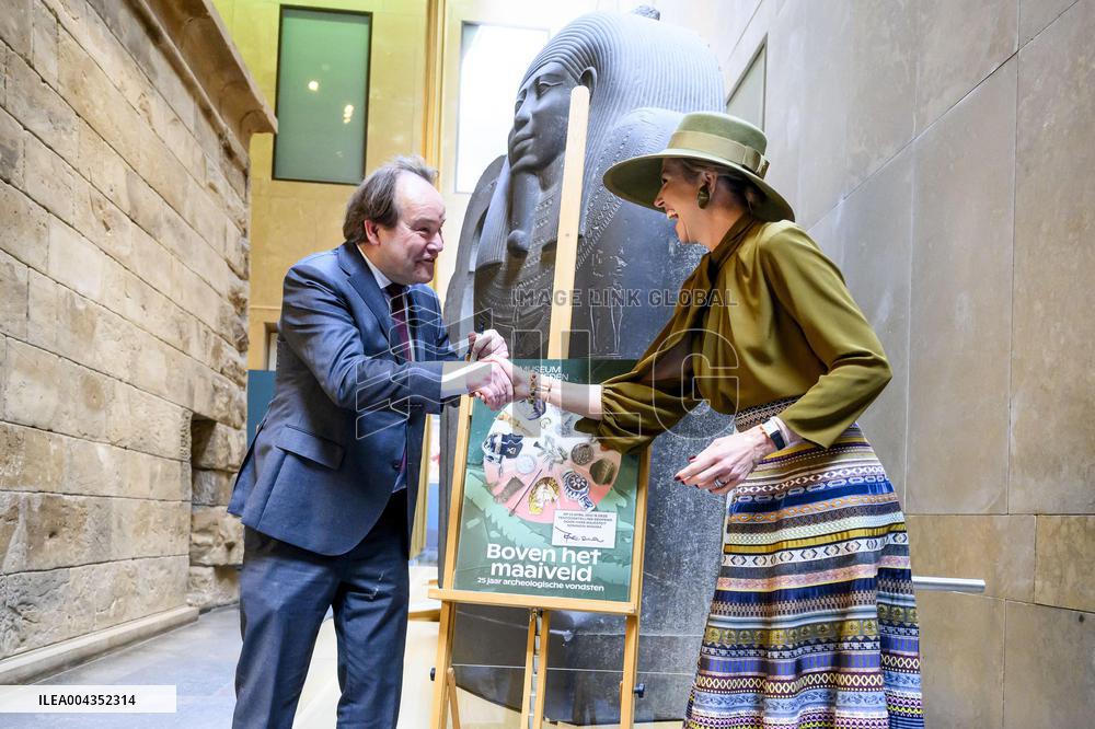 Queen Maxima at Exhibition on 25 Years of Archaeology - Leiden