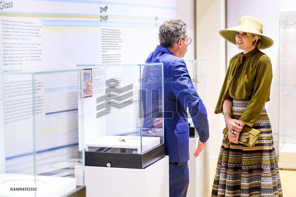 Queen Maxima at Exhibition on 25 Years of Archaeology - Leiden
