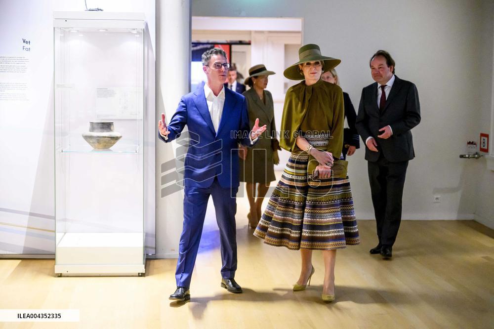 Queen Maxima at Exhibition on 25 Years of Archaeology - Leiden
