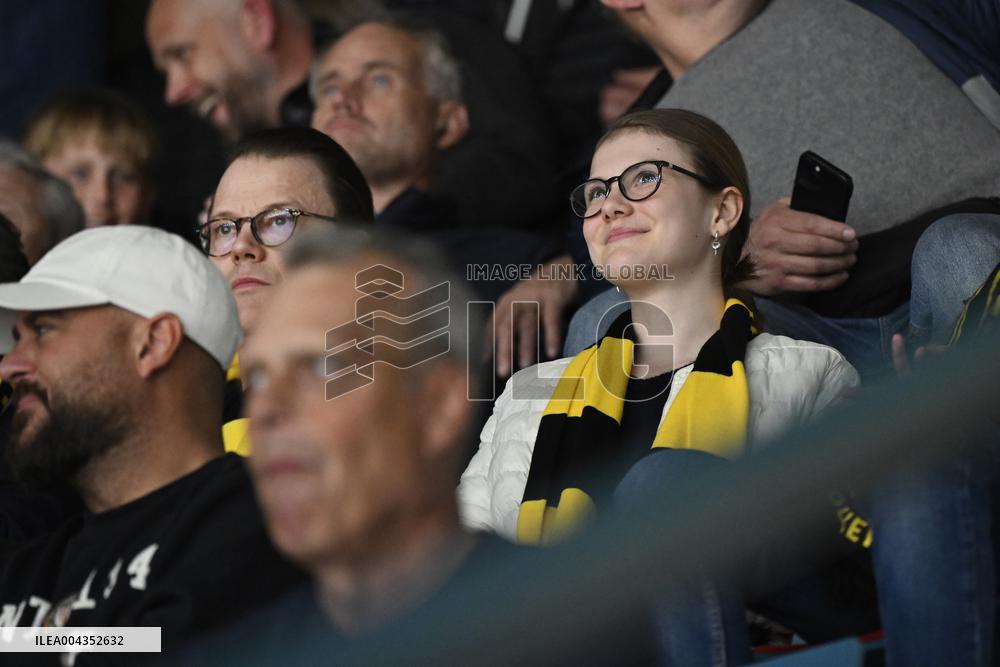 ROYALS AT HOCKEY MATCH