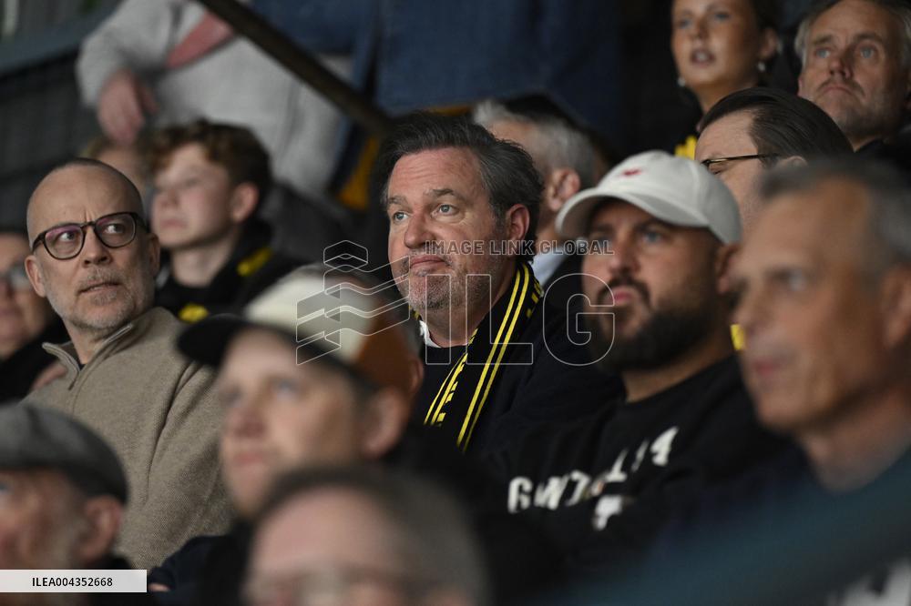 ROYALS AT HOCKEY MATCH