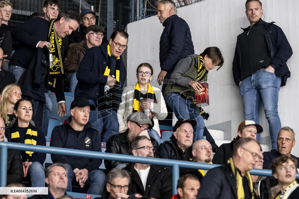 ROYALS AT HOCKEY MATCH