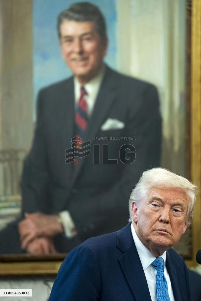 Paul Atkins Sworn-In as SEC Commissioner in Washington, DC