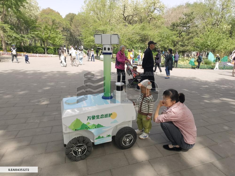 Ecological Patrol Robot