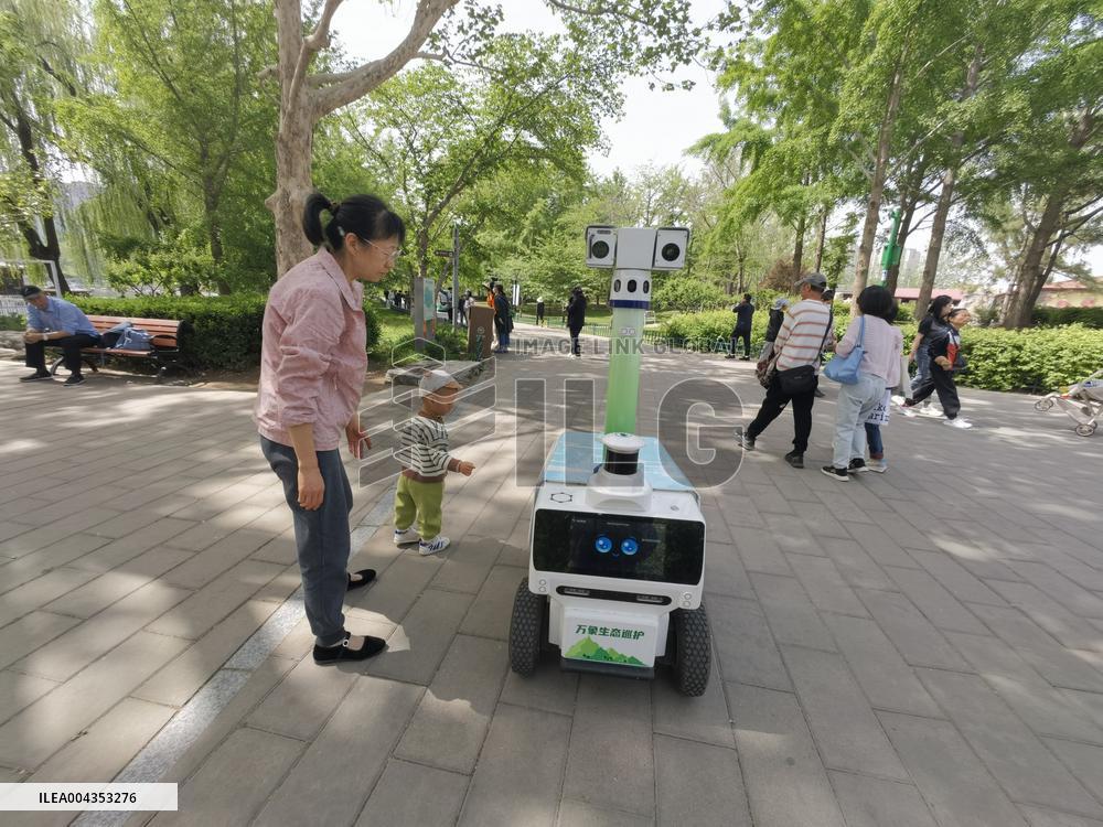 Ecological Patrol Robot