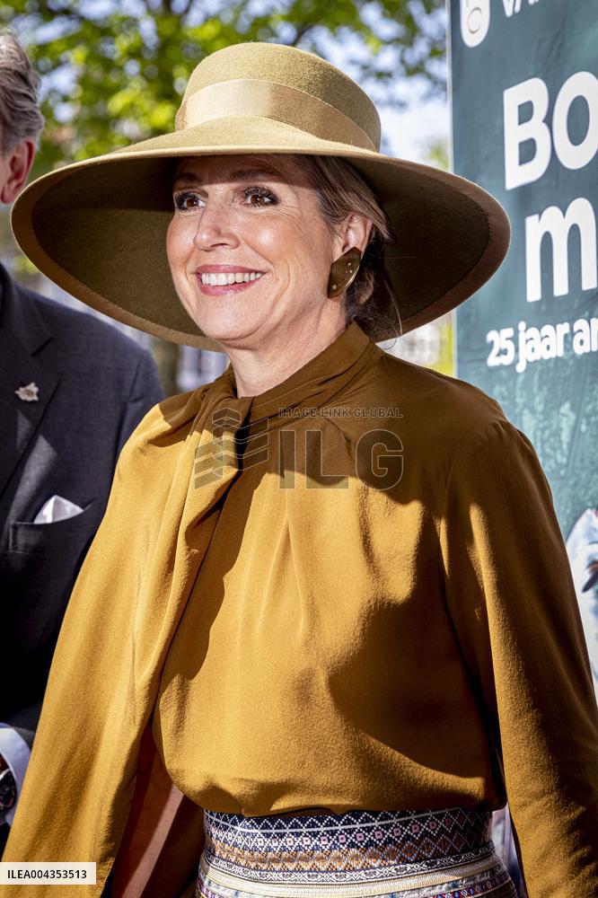 Queen Maxima at Exhibition on 25 Years of Archaeology - Leiden