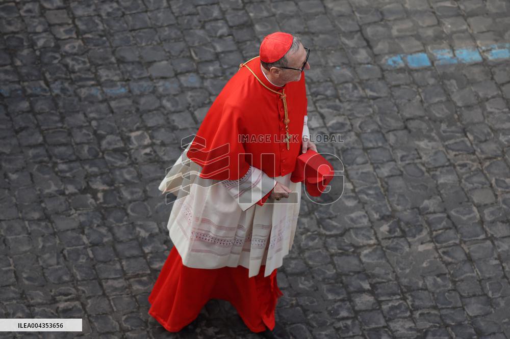 Morte di Papa Francesco -  Trasferimento del feretro di Papa  Francesco nella Basilica Vaticana