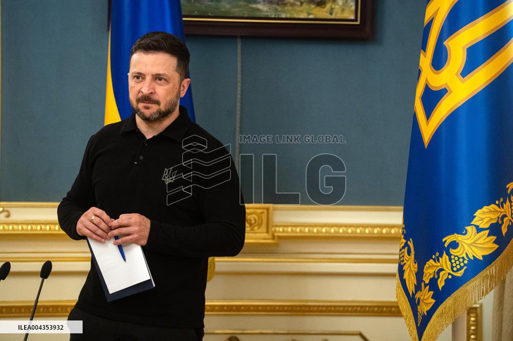 President Volodymyr Zelenskyy gives briefing