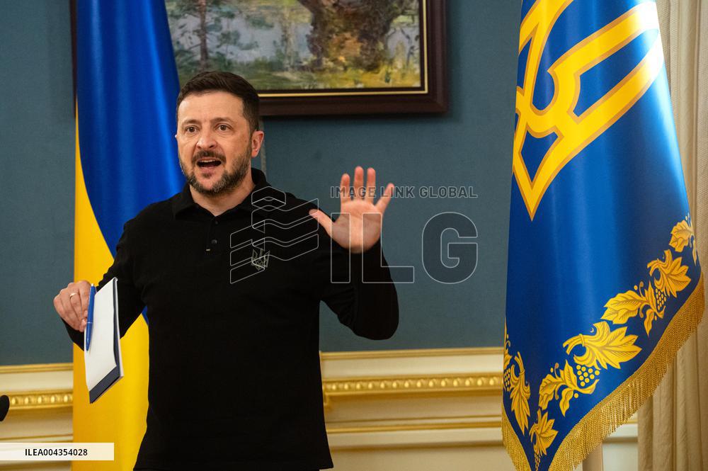 President Volodymyr Zelenskyy gives briefing
