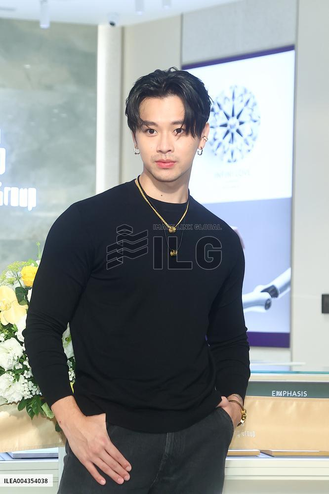 Taiwanese Male Singer OSN Gao