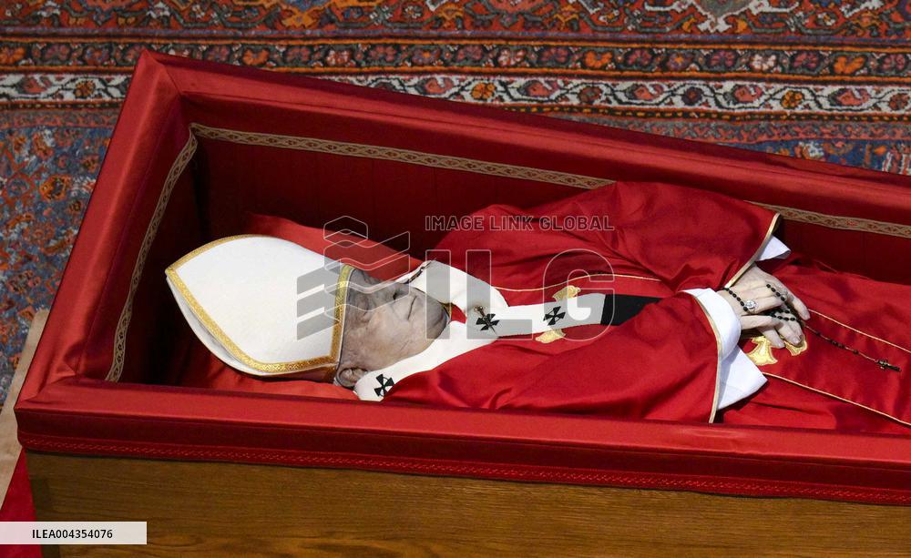 Transfer of The Coffin of Pope Francis - Vatican