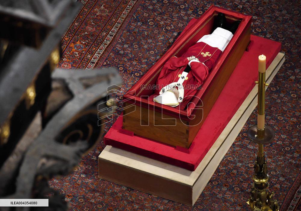 Transfer of The Coffin of Pope Francis - Vatican