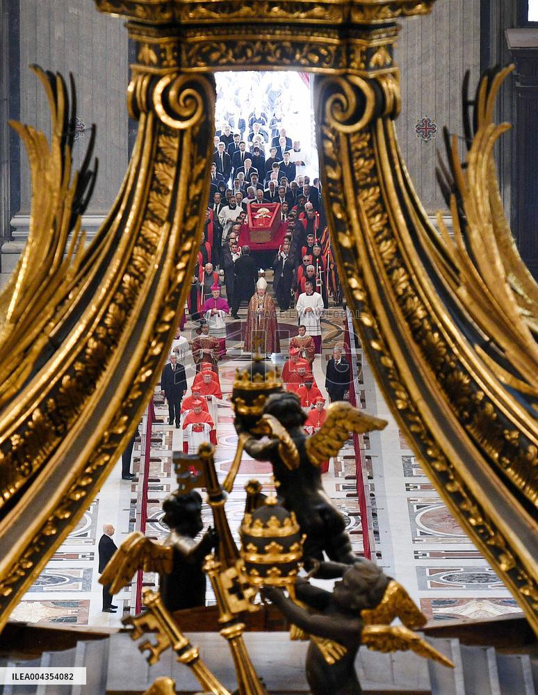 Transfer of The Coffin of Pope Francis - Vatican