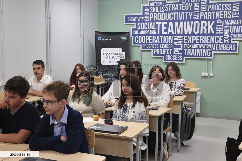 Fourth underground school opened in Kharkiv
