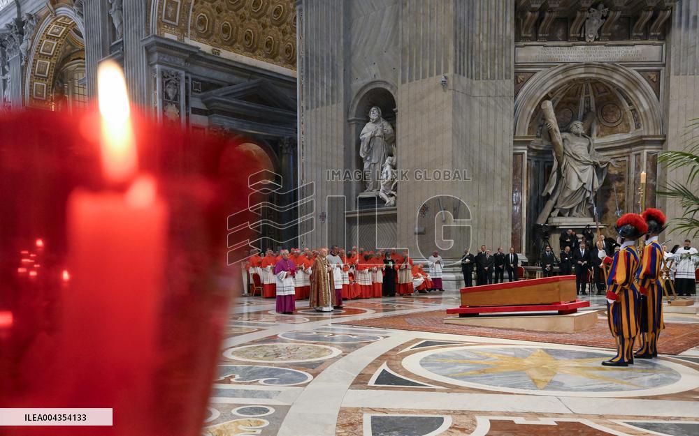 Transfer of The Coffin of Pope Francis - Vatican