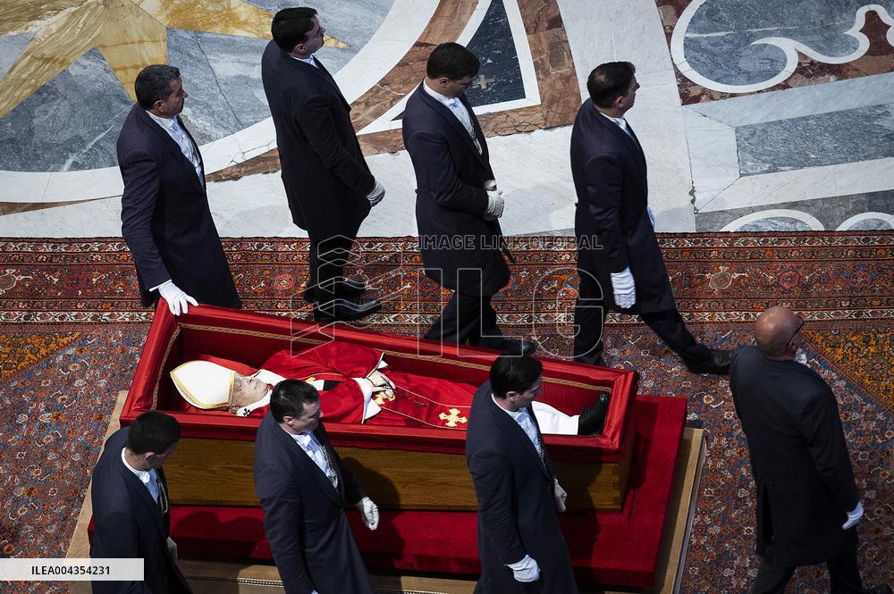 Transfer of The Coffin of Pope Francis - Vatican