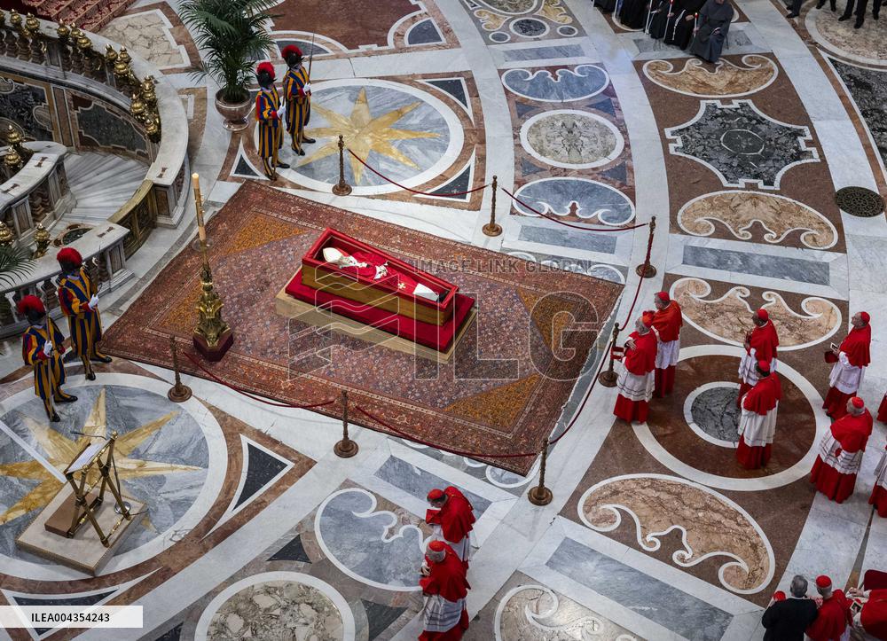 Transfer of The Coffin of Pope Francis - Vatican