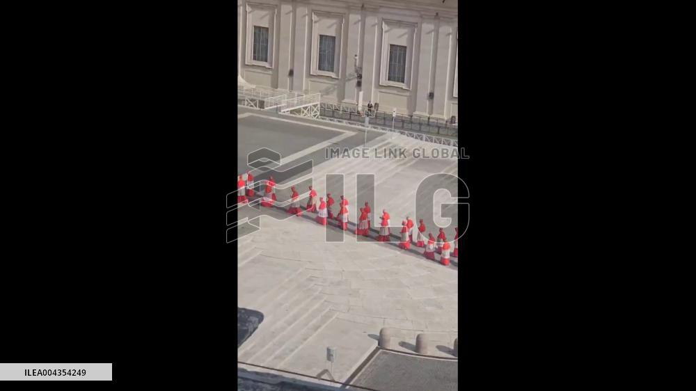 Vatican: Pope Francis’s Body Transferred to St. Peter’s Basilica 2