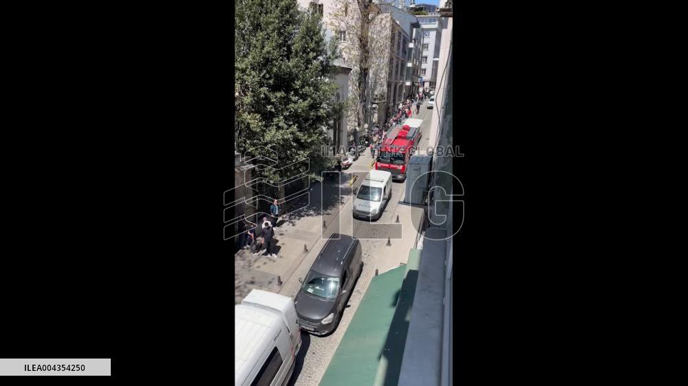 Turkey: Magnitude 6.2 Earthquake Strikes Istanbul 3