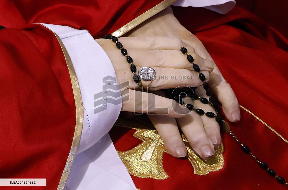 Transfer of The Coffin of Pope Francis - Vatican