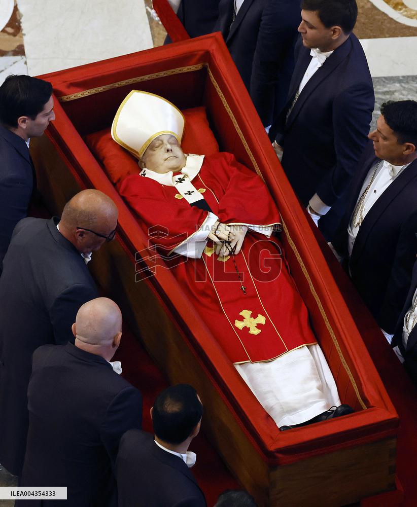 Transfer of The Coffin of Pope Francis - Vatican