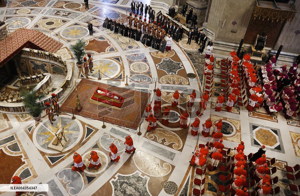 Transfer of The Coffin of Pope Francis - Vatican
