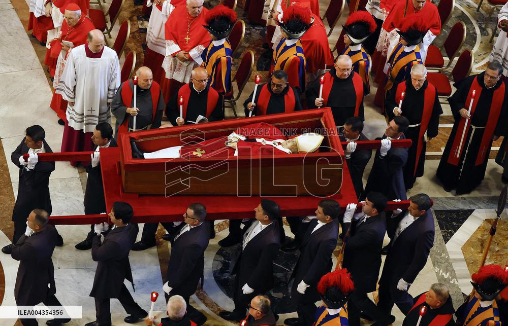 Transfer of The Coffin of Pope Francis - Vatican