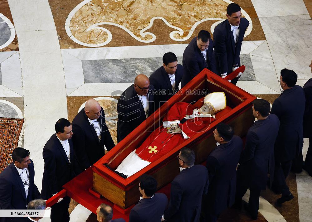 Transfer of The Coffin of Pope Francis - Vatican