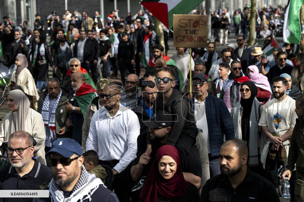 March for Palestine in Rotterdam