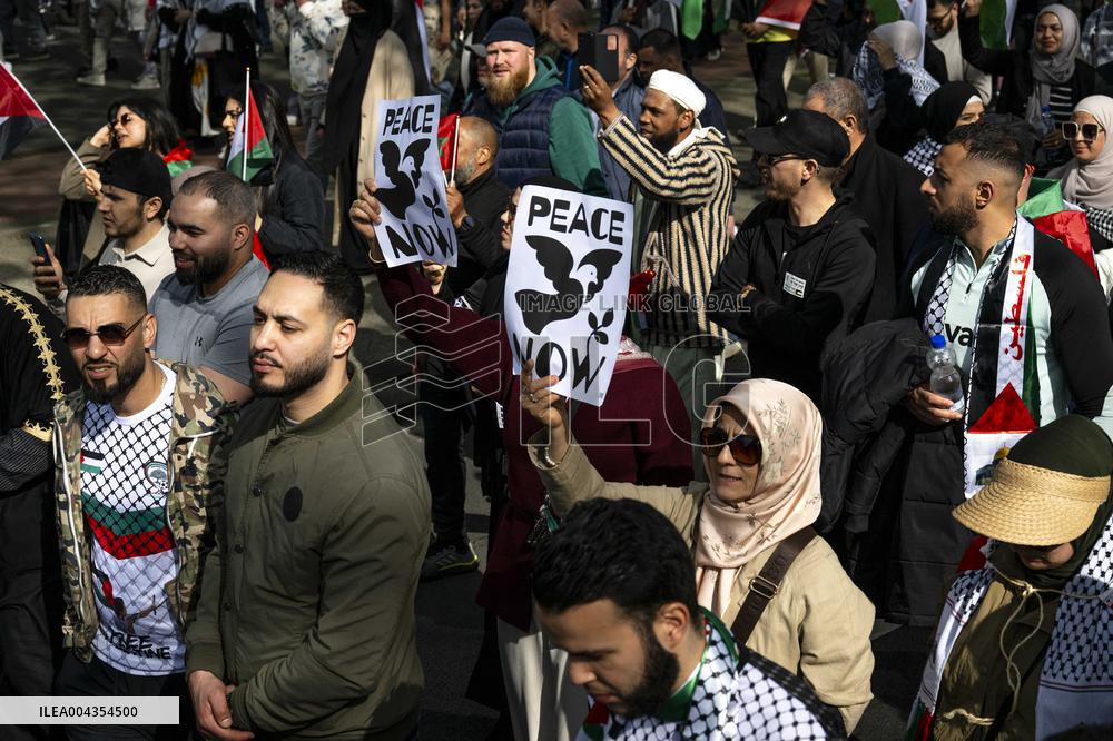March for Palestine in Rotterdam