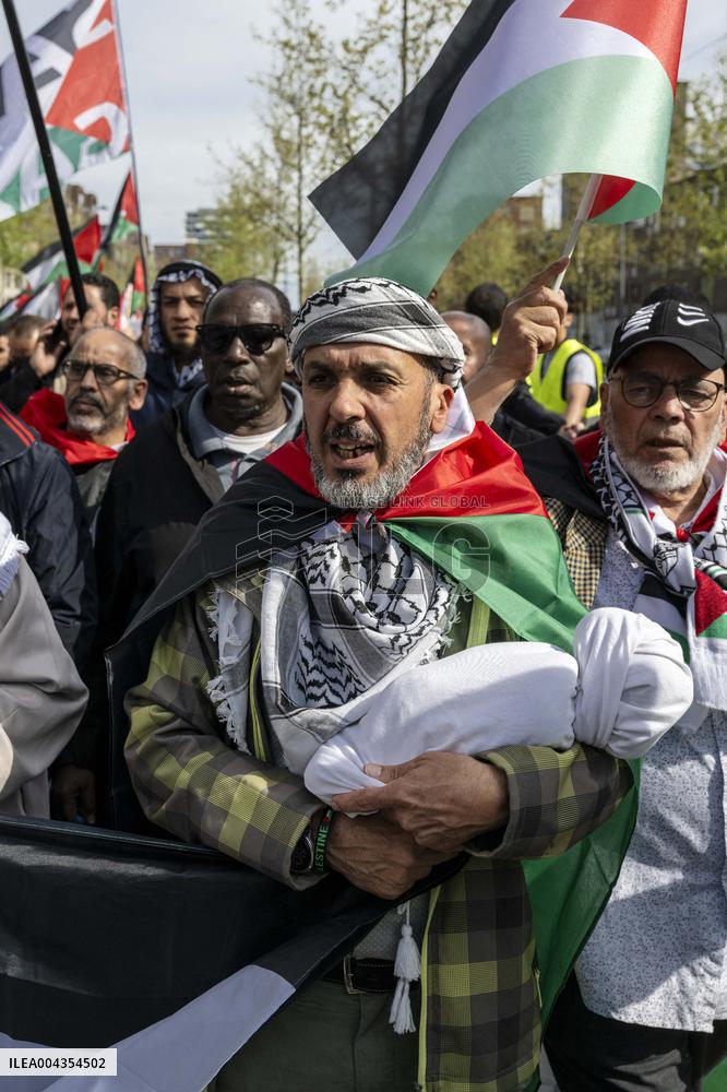 March for Palestine in Rotterdam
