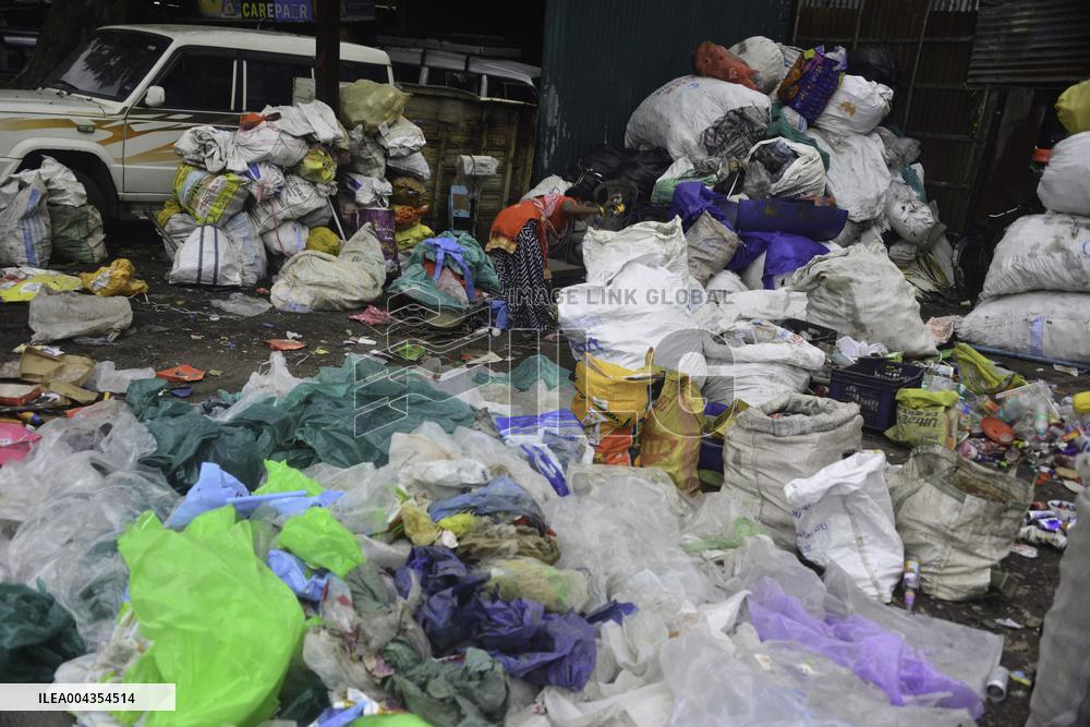 Waste Pickers And Solid Waste During Earth Day - India