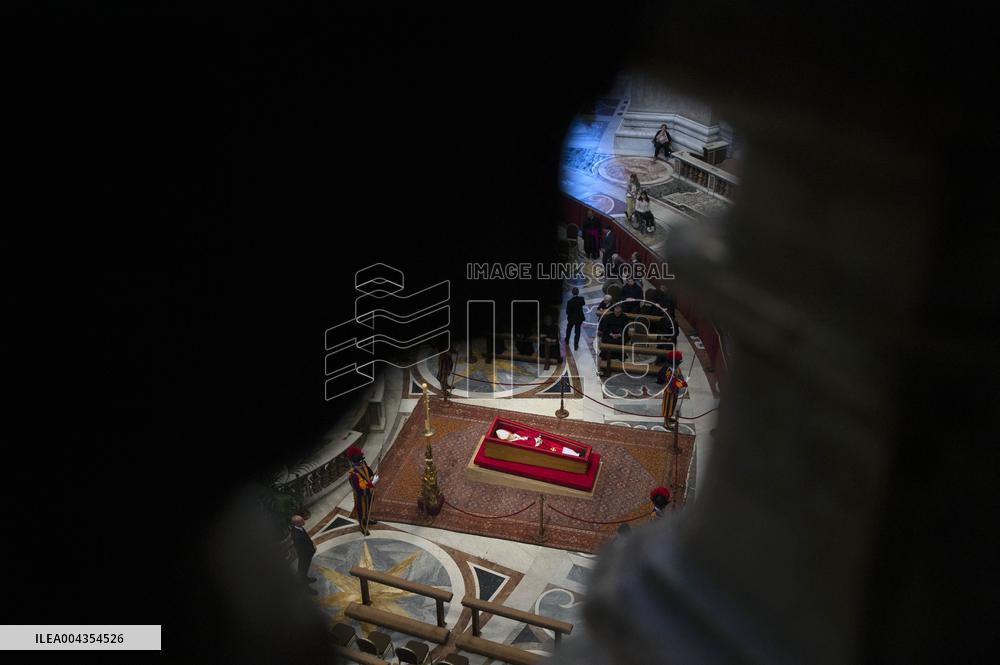 Body of Pope Francis on Display in St Peter s Basilica - Vatican