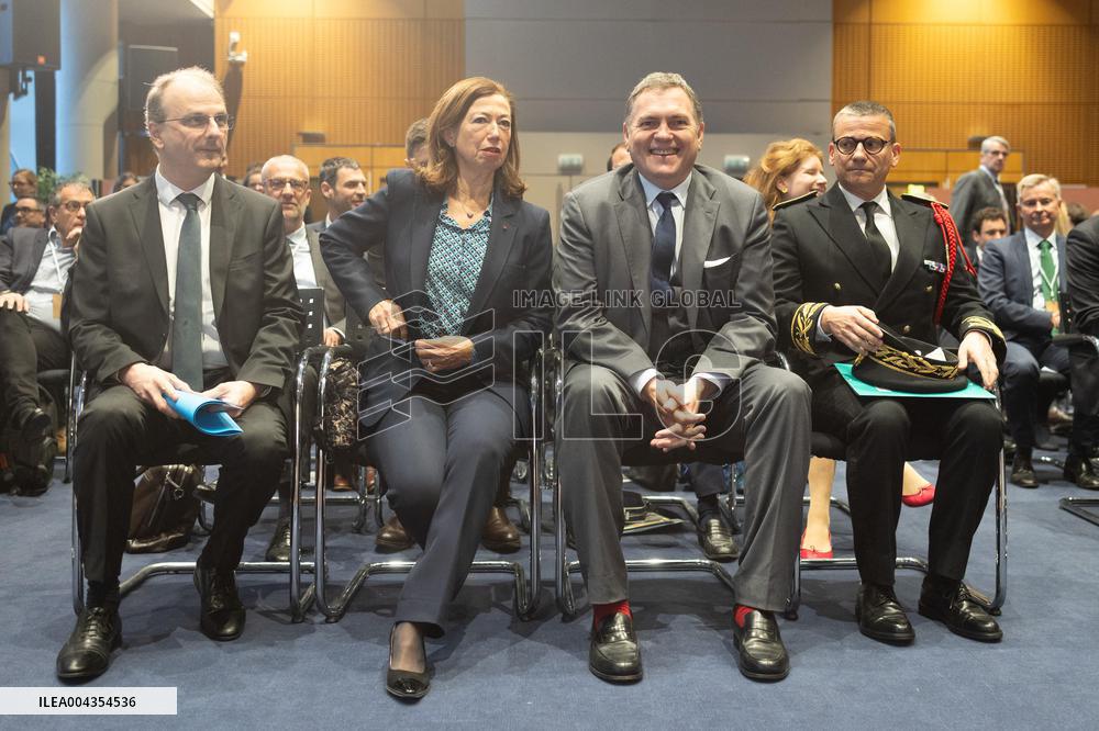 Visit to Charles de Gaulle Airport about the decarbonisation of the aviation sector - Roissy-en-France