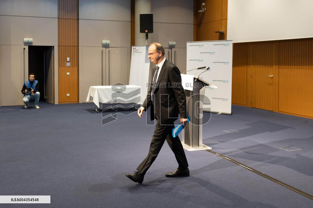 Visit to Charles de Gaulle Airport about the decarbonisation of the aviation sector - Roissy-en-France