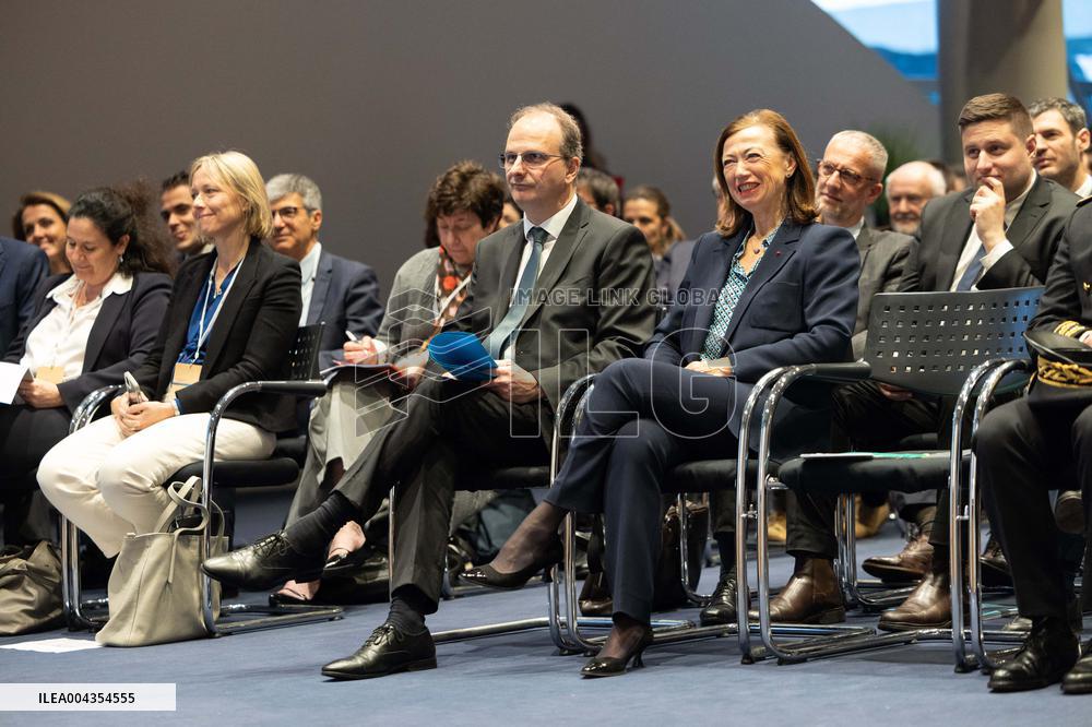 Visit to Charles de Gaulle Airport about the decarbonisation of the aviation sector - Roissy-en-France