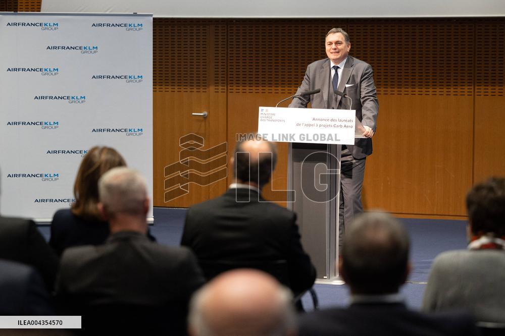 Visit to Charles de Gaulle Airport about the decarbonisation of the aviation sector - Roissy-en-France