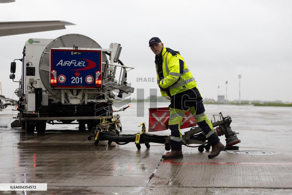 Visit to Charles de Gaulle Airport about the decarbonisation of the aviation sector - Roissy-en-France