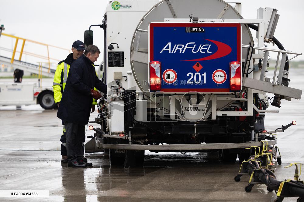 Visit to Charles de Gaulle Airport about the decarbonisation of the aviation sector - Roissy-en-France
