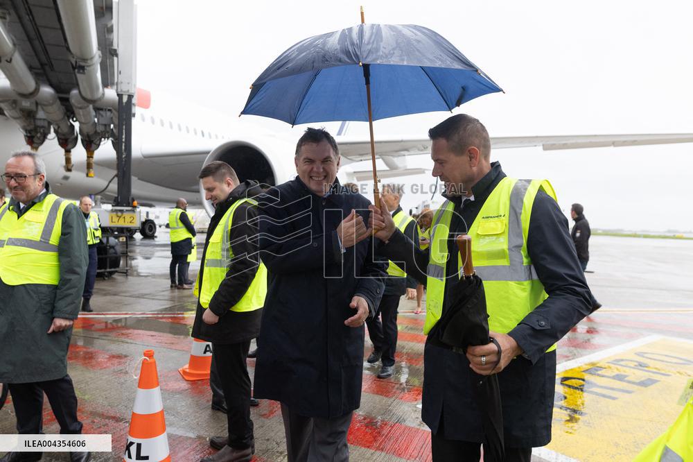 Visit to Charles de Gaulle Airport about the decarbonisation of the aviation sector - Roissy-en-France