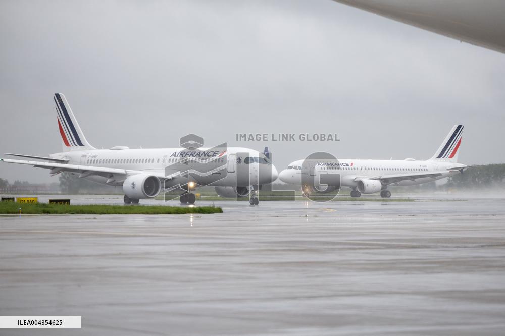 Visit to Charles de Gaulle Airport about the decarbonisation of the aviation sector - Roissy-en-France