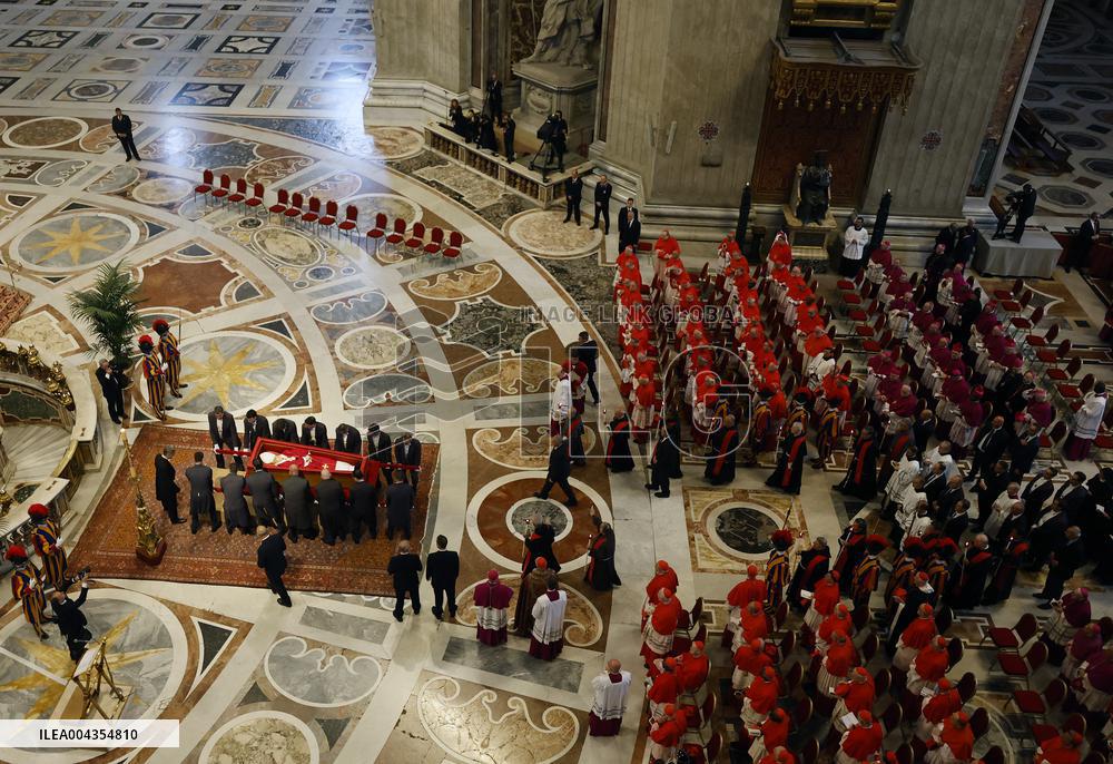Transfer of The Coffin of Pope Francis - Vatican