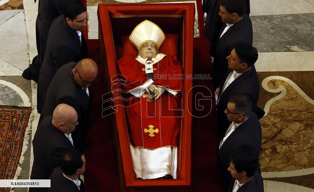 Transfer of The Coffin of Pope Francis - Vatican