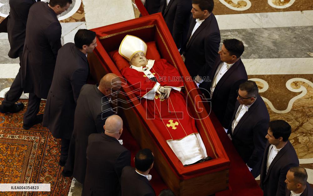 Transfer of The Coffin of Pope Francis - Vatican