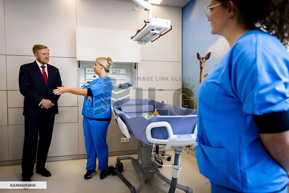 King Willem Alexander visits Beverwijk Burns Center - Netherlands
