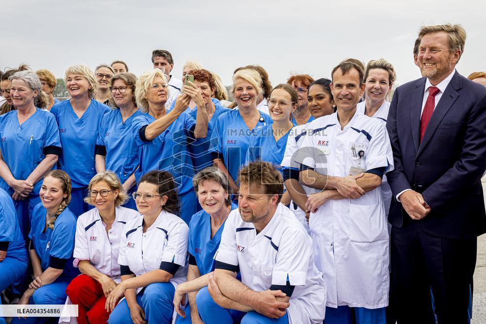 King Willem Alexander visits Beverwijk Burns Center - Netherlands
