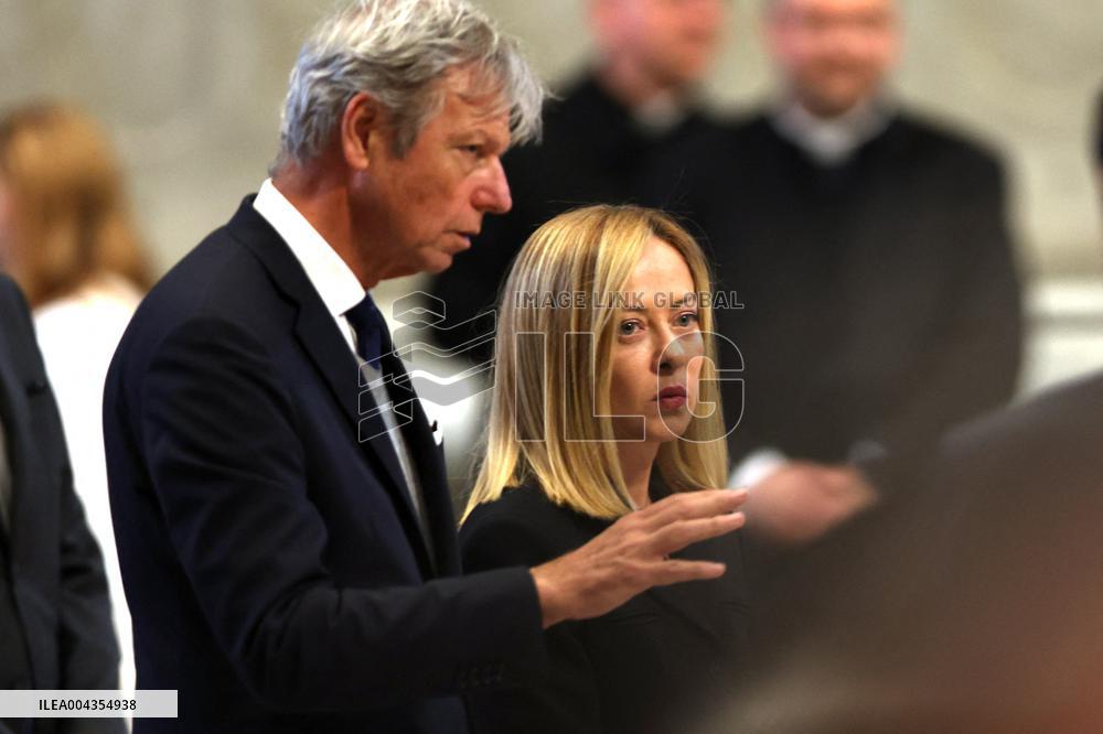 Giorgia Meloni Pays Respects To Late Pope Francis - Vatican